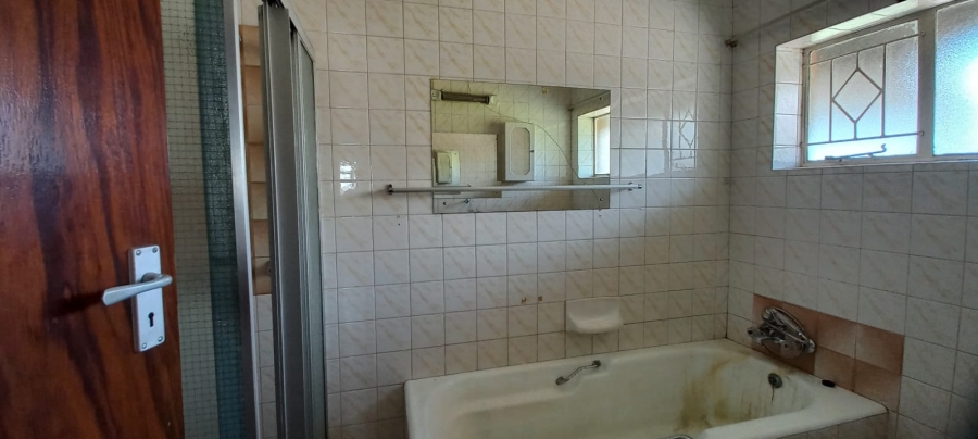 4 Bedroom Property for Sale in Adamayview North West